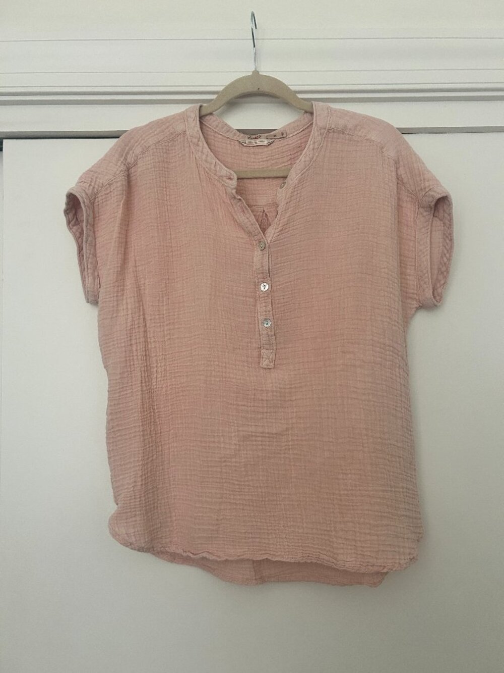 Faherty Dune Cotton Gauze Desmond Top in Peach Whip M